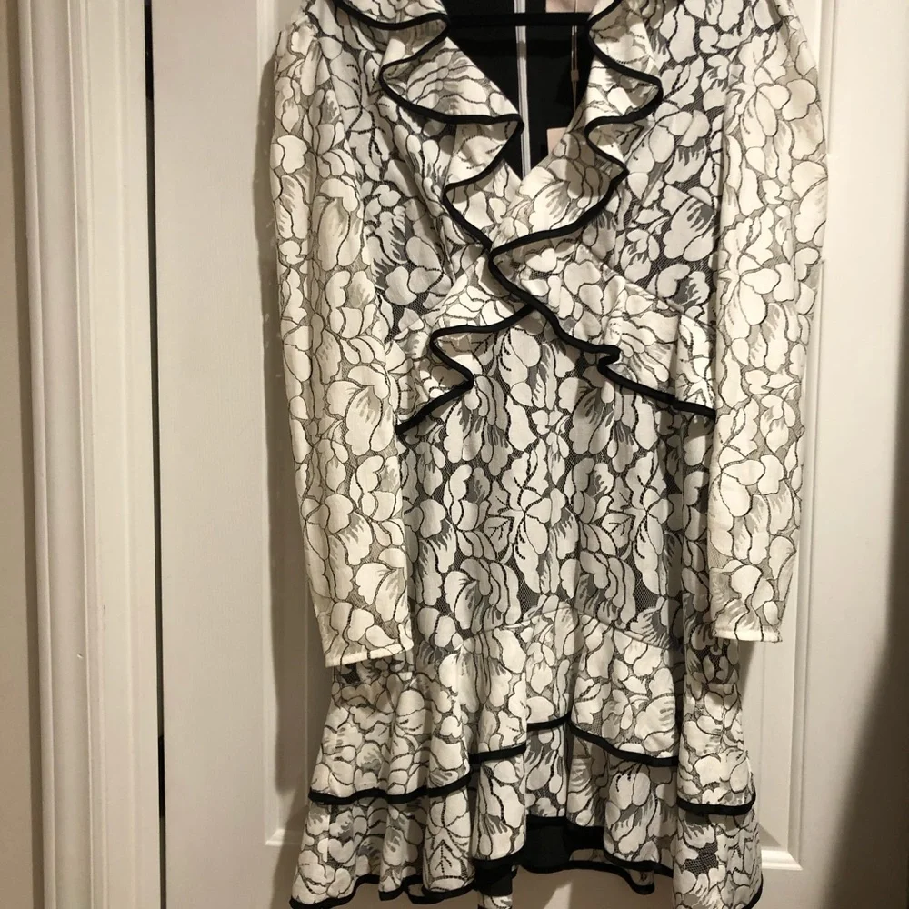 Keepsake The Label Encore Dress - Picture 4 of 10